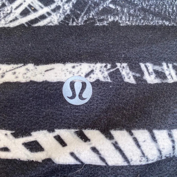LULULEMON Wunder Under Shady Palms Leggings Black White Tropical Beach Size 4 - Picture 5 of 6